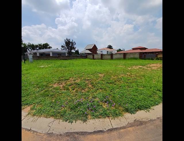 534M² VACANT LAND FOR SALE IN RISIVILLE